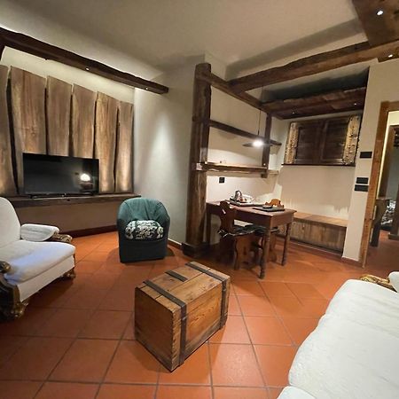 Hotel Milleluci Aosta Bagian luar foto