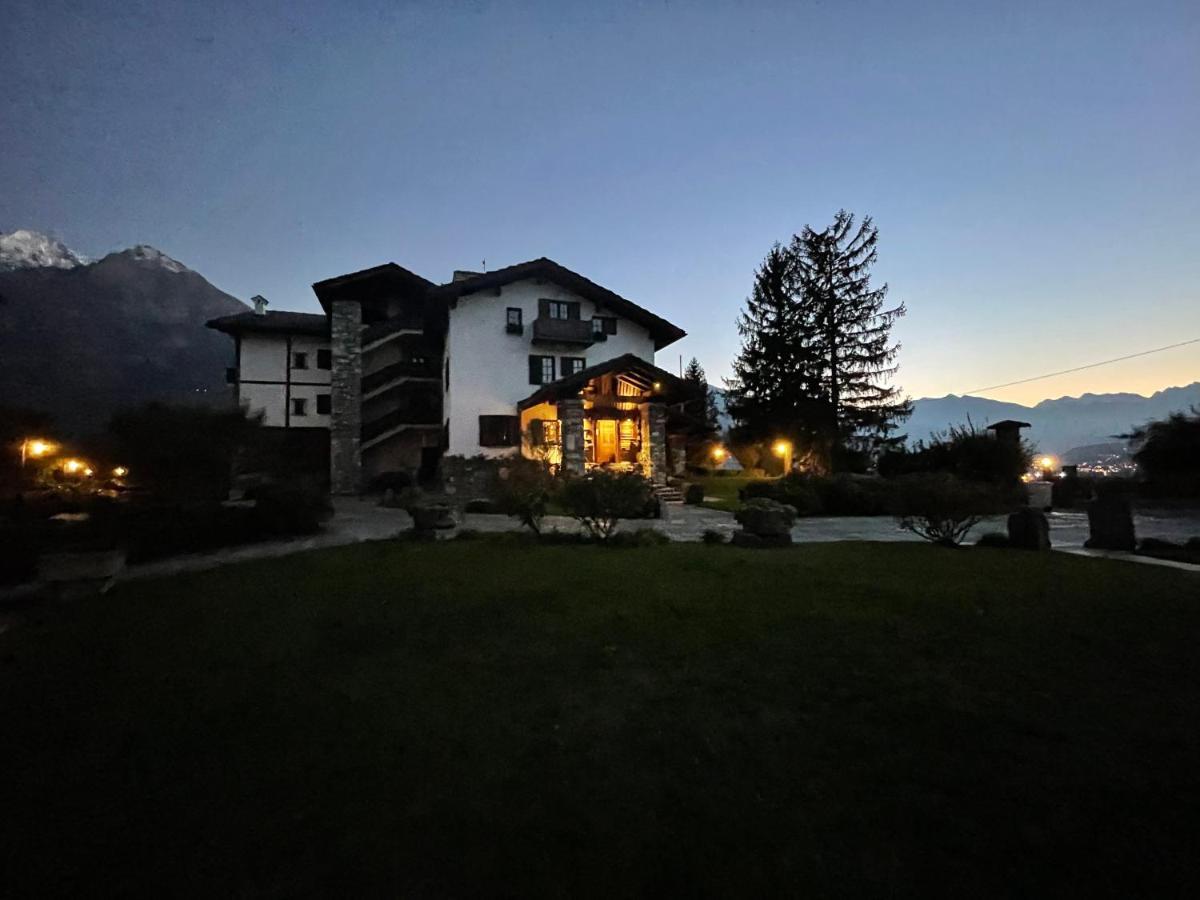 Hotel Milleluci Aosta Bagian luar foto