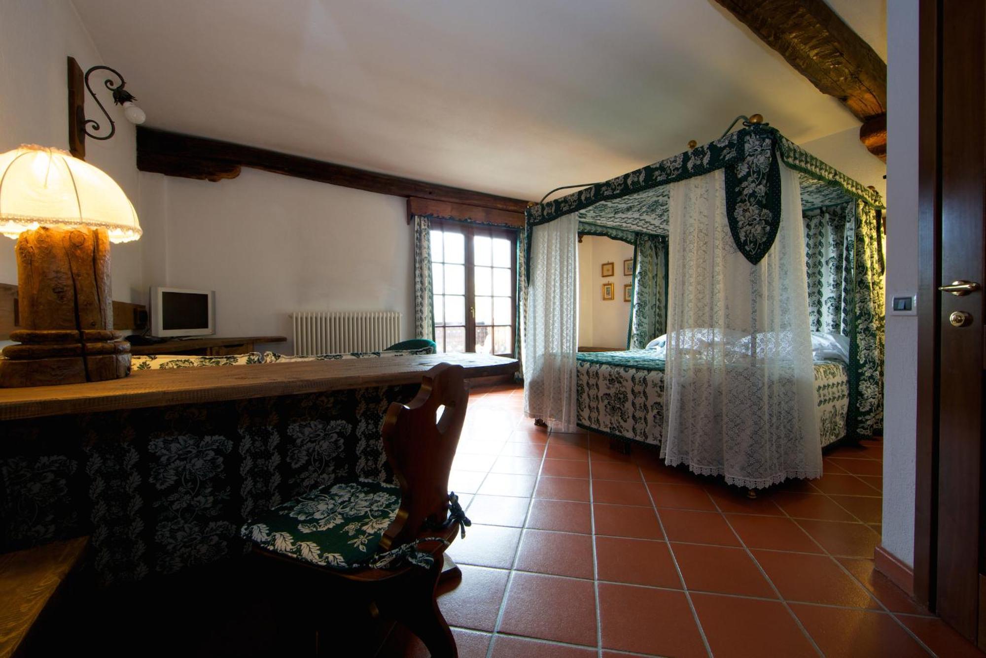 Hotel Milleluci Aosta Ruang foto